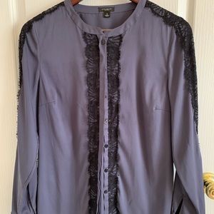 Size 8 Ann Taylor lace trim Blouse